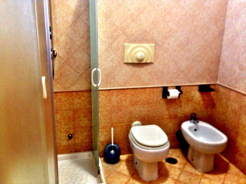 B&B Casa Bianca Taranto Ngoại thất bức ảnh